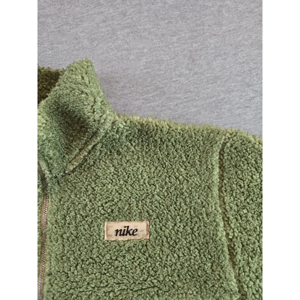 Nike Therma-Fit Sweatshirt Womens Small Green‎ 1/2 Zip Fleece Pullover Cropped